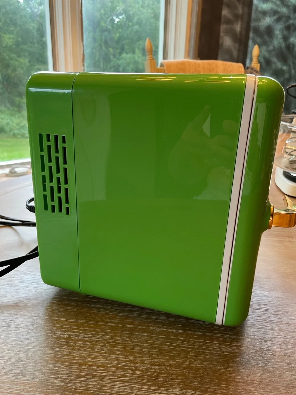 Wicked mini makeup fridge Glinda Green